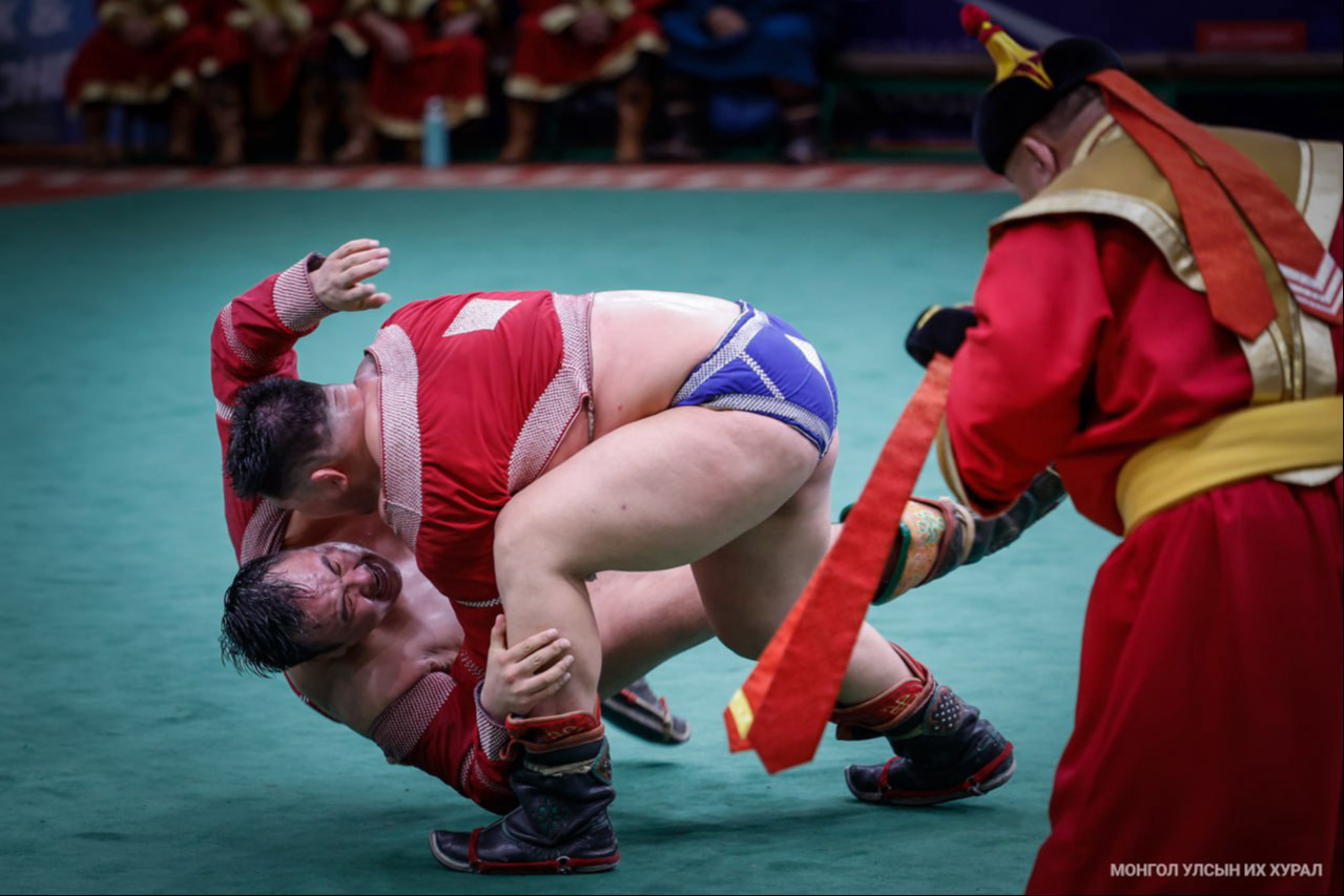 ЦЭРГИЙН БАЯРЫН БАРИЛДААНД ЗОДОГЛОХ 128 БӨХ